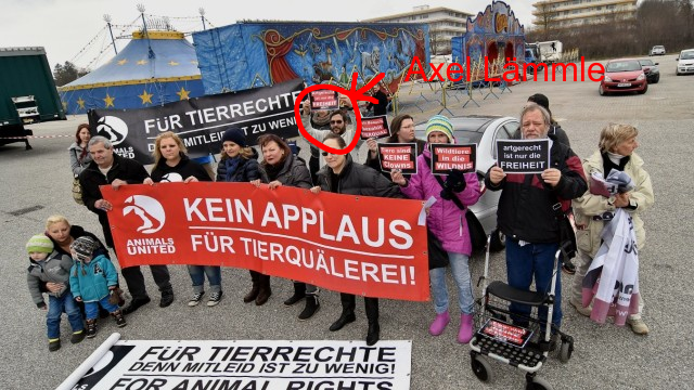 Screenshot: http://www.sueddeutsche.de/muenchen/fuerstenfeldbruck/fuerstenfeldbruck-protest-der-tierschuetzer-1.2903566